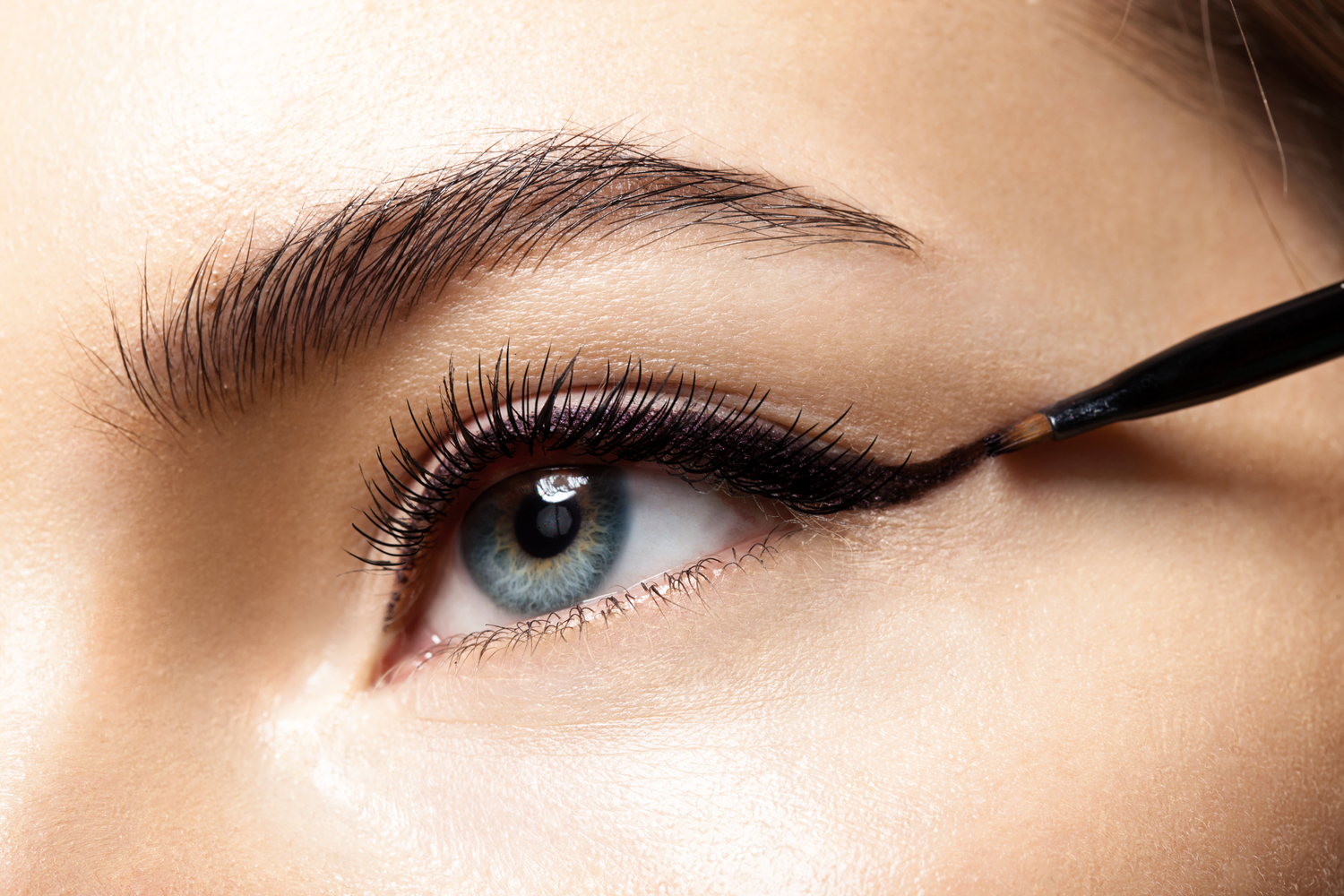 Top Eyeliner Hacks