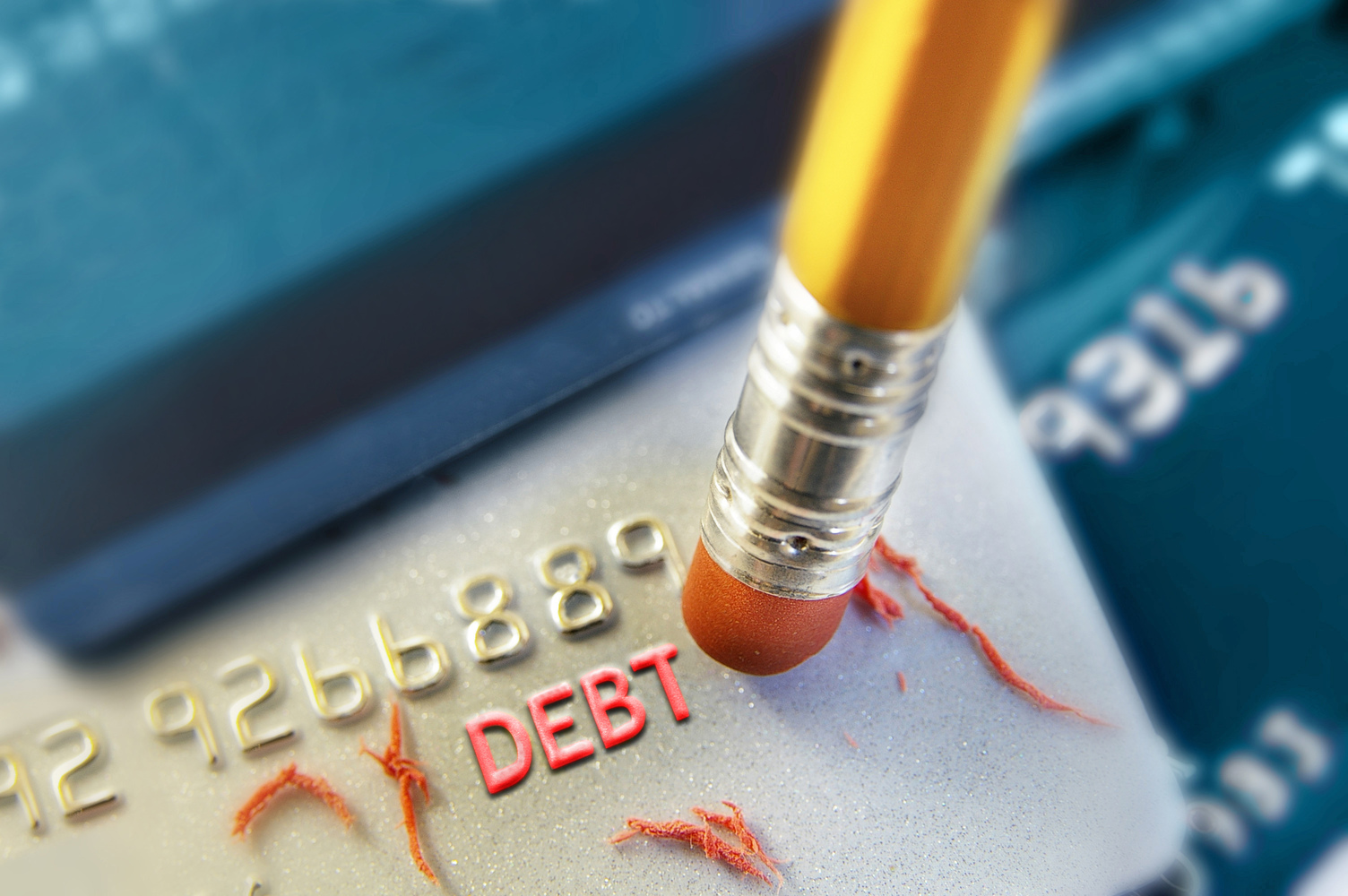 Tips To Avoid Credit Card Debt For College Students