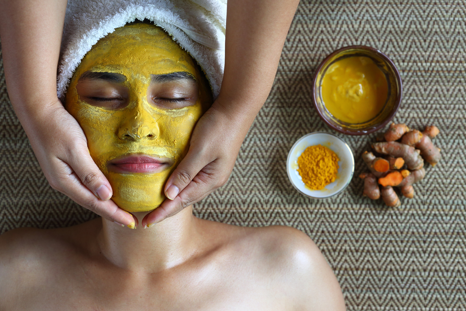 Stunning Face Packs For Glowing Skin